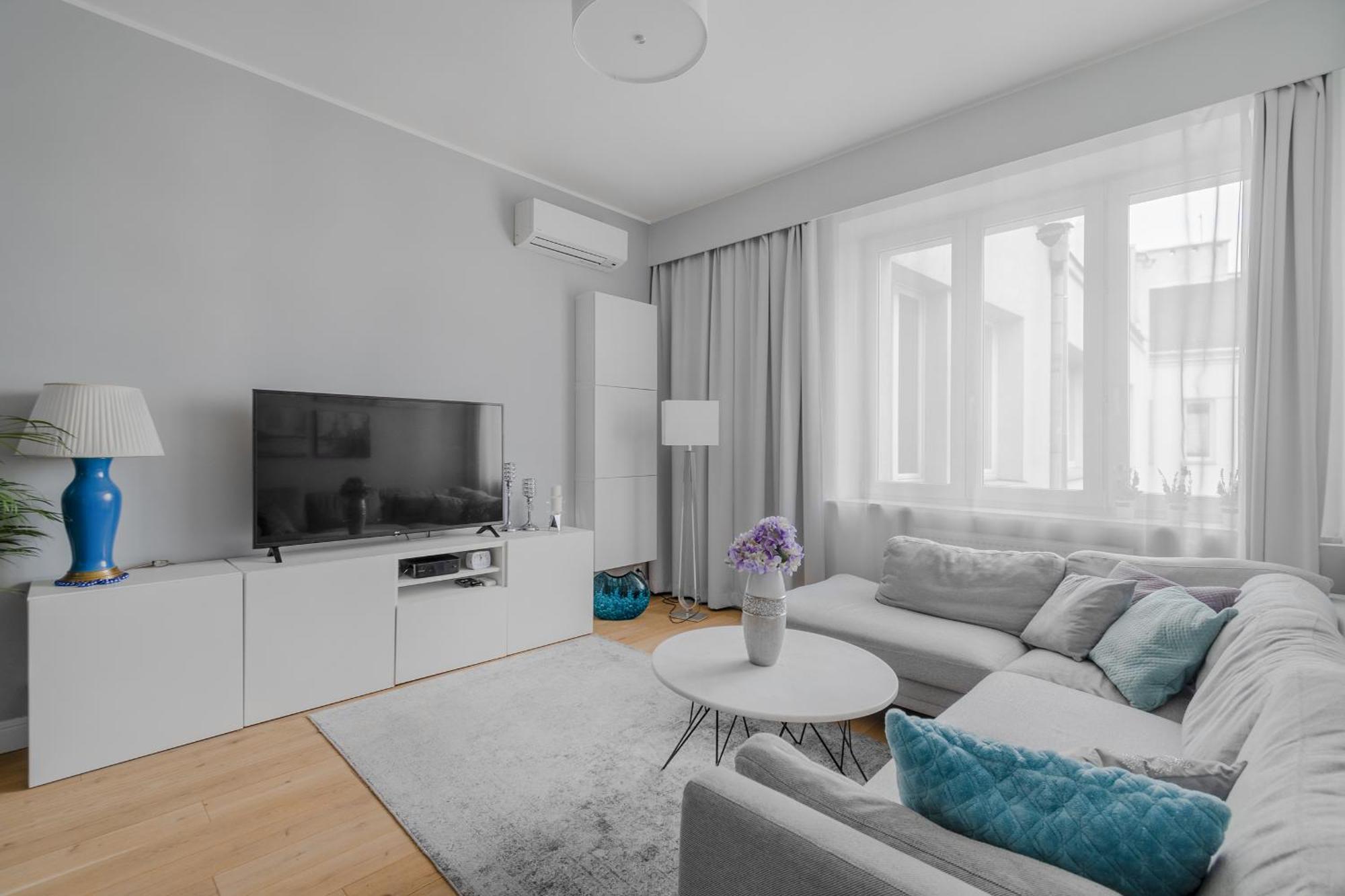 Unitapartament Delux Warszawa Centrum Blisko Plac Zbawiciela Hala Koszyki Metro Politechnika Jest To Elegancki I Wygodny Apartament Na Noclegi I Pobyt W Warszawie - Zapraszamy المظهر الخارجي الصورة