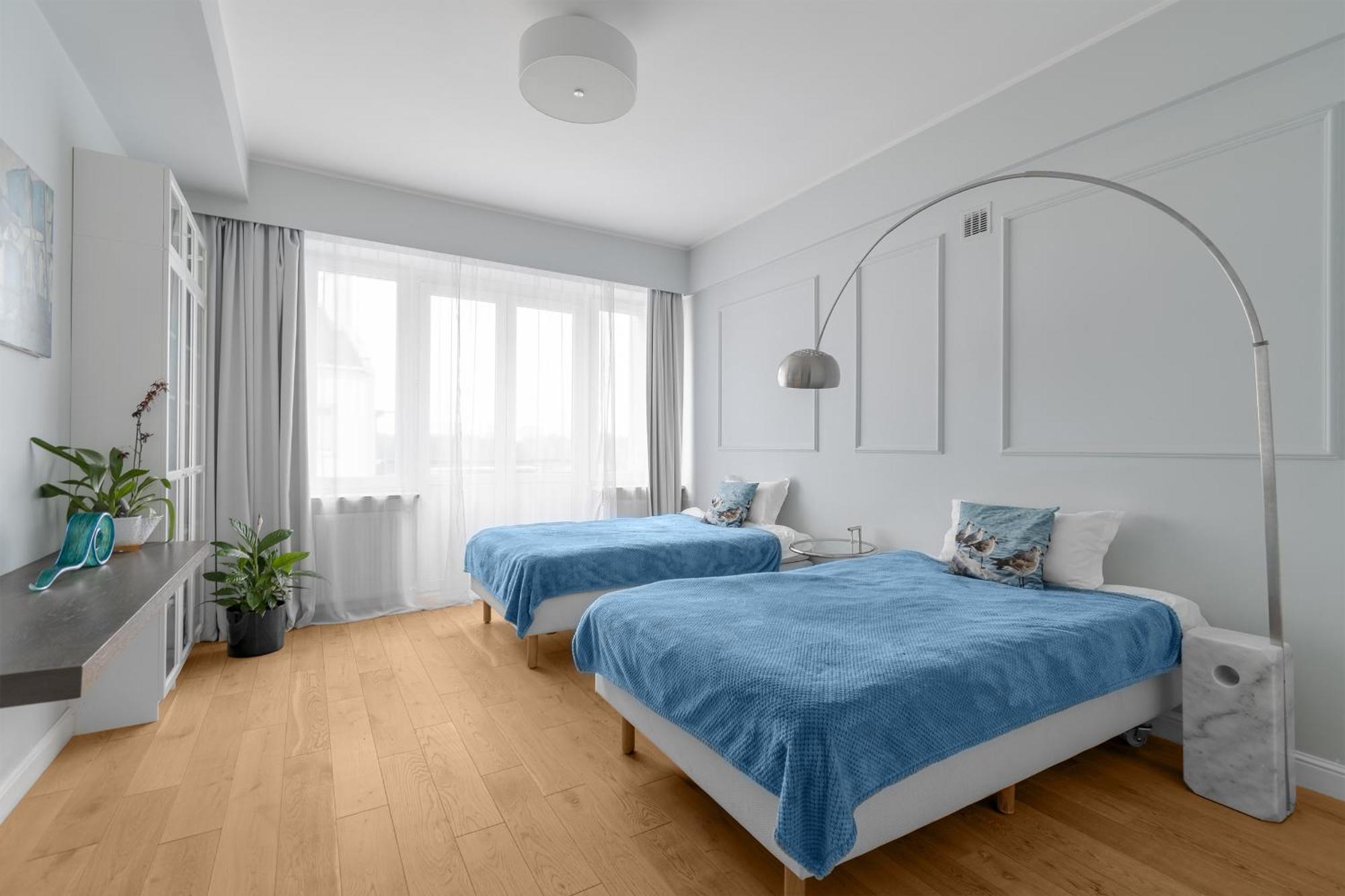 Unitapartament Delux Warszawa Centrum Blisko Plac Zbawiciela Hala Koszyki Metro Politechnika Jest To Elegancki I Wygodny Apartament Na Noclegi I Pobyt W Warszawie - Zapraszamy المظهر الخارجي الصورة